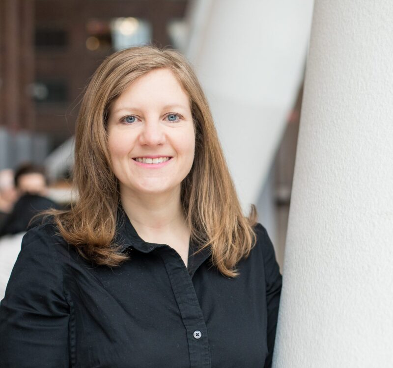 Headshot of Mary Warner